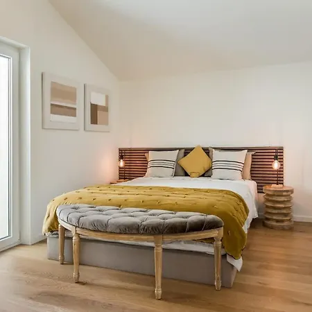 Apartman Duplex Factory - Maison Dans